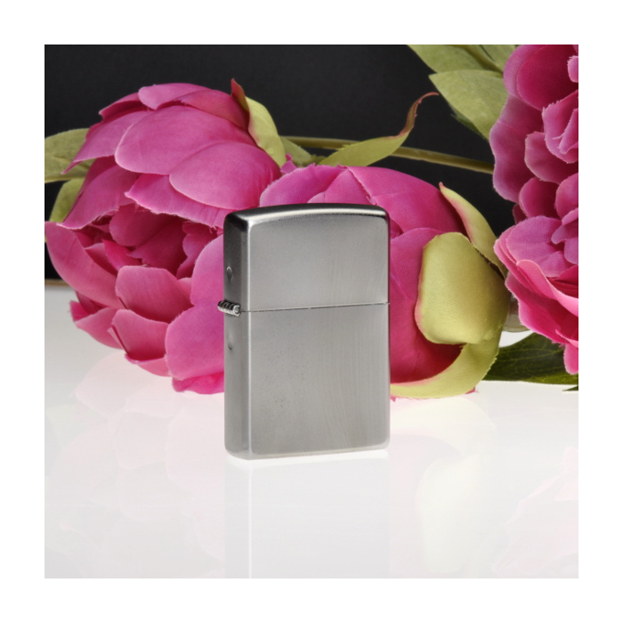 Zapalniczka Zippo benzynowa GRAWER GRATIS